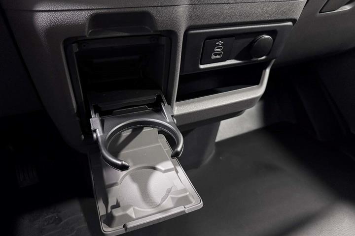 Hvid VW e-Transporter fra 2025
