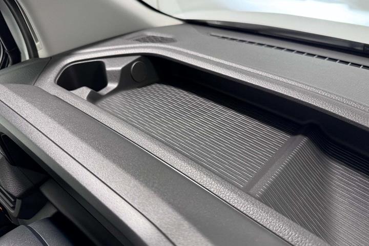 Hvid VW e-Transporter fra 2025