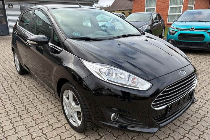 Sort Ford Fiesta fra 2016