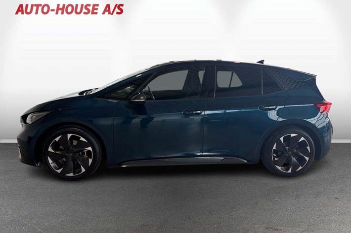 Blå Cupra Born fra 2023