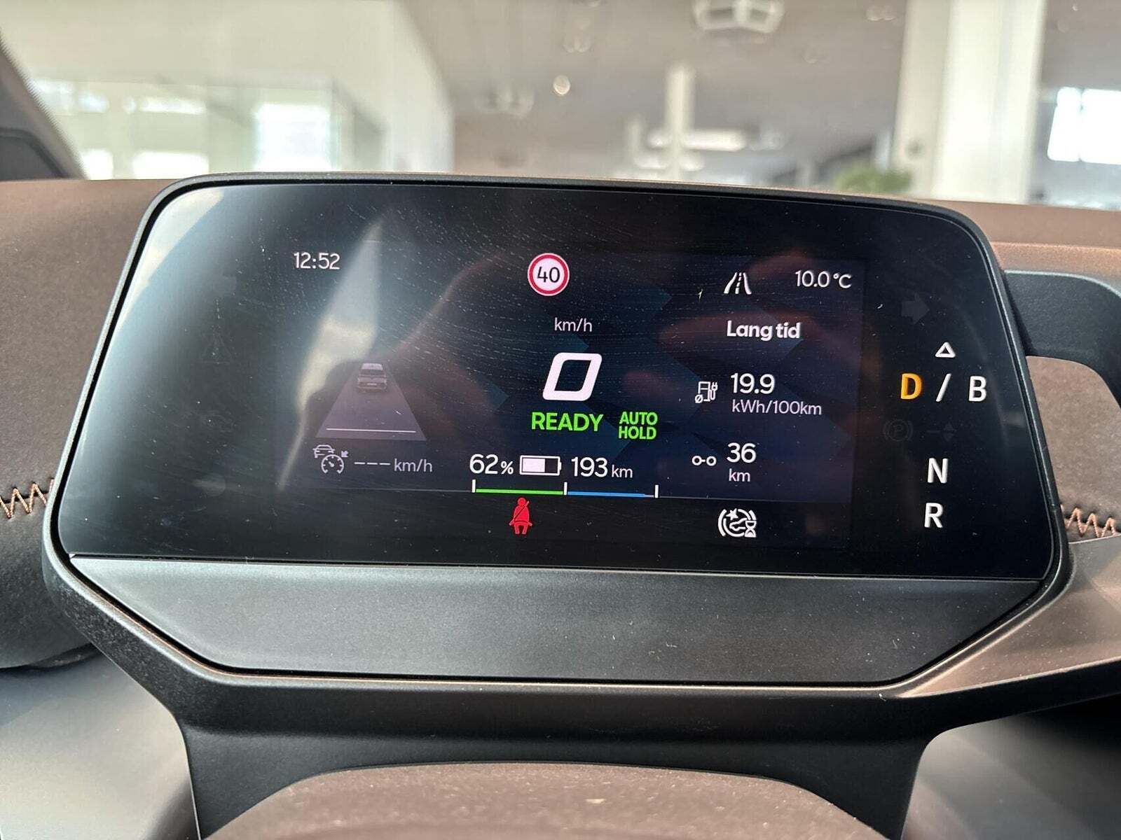 Blå Cupra Born fra 2022