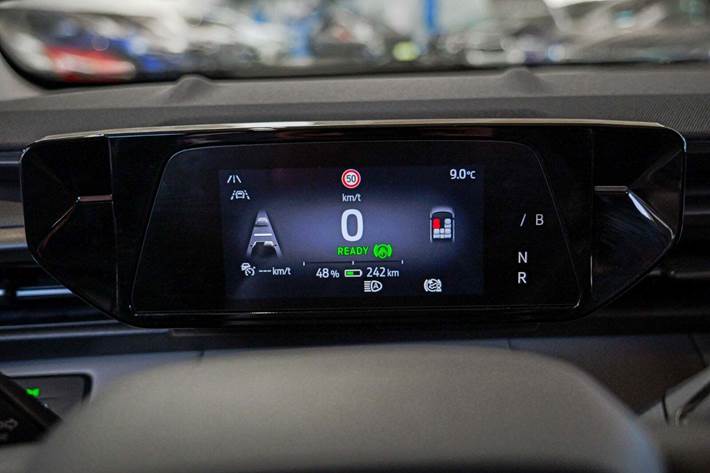 Sort Ford Explorer fra 2024