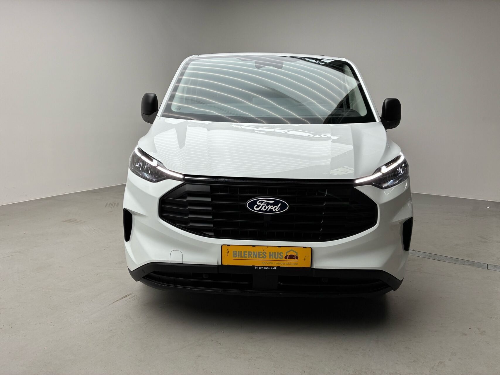 Ford Transit Custom 2,0 320 L2H1 EcoBlue Trend 136HK Van 8g Aut.