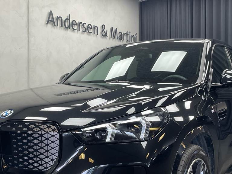 BMW iX1 xDrive30 EL M-Sport 4x4 313HK 5d Aut.