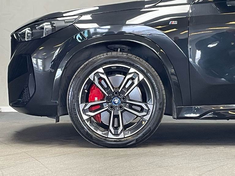 BMW iX1 xDrive30 EL M-Sport 4x4 313HK 5d Aut.