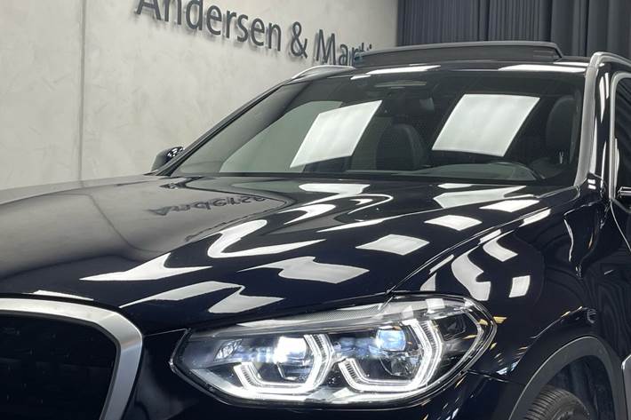 Sort BMW iX3 fra 2021