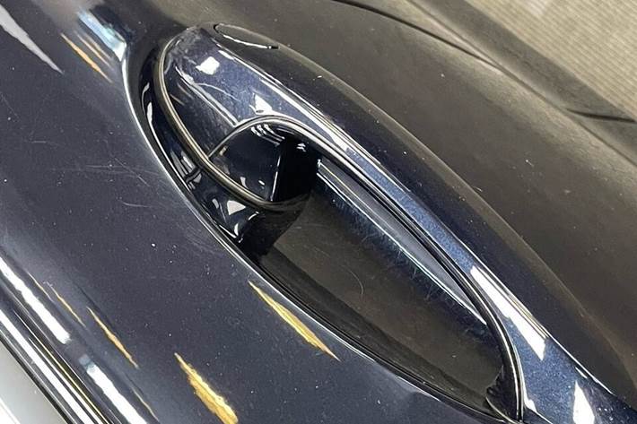 Sort BMW iX3 fra 2021