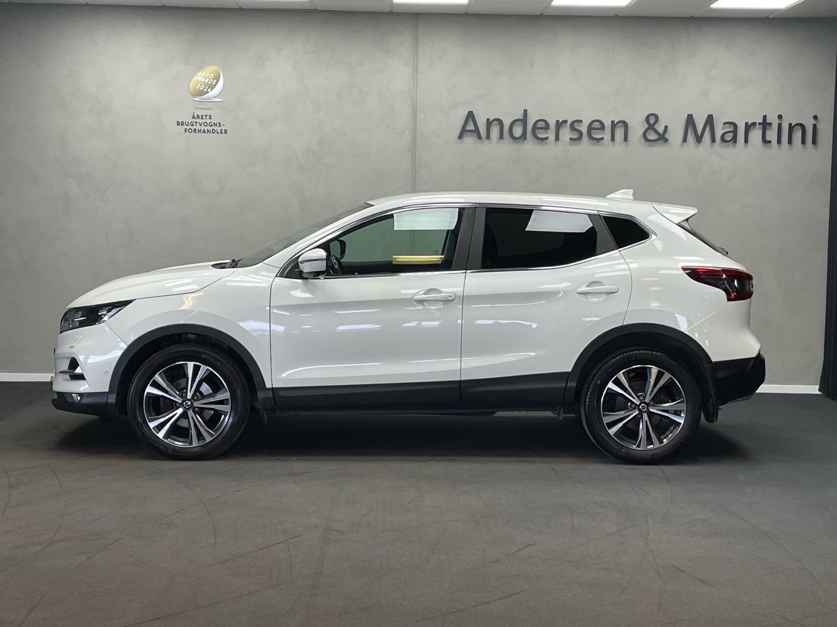 Nissan Qashqai 1,3 Dig-T N-Connecta DCT 160HK 5d 7g Aut.