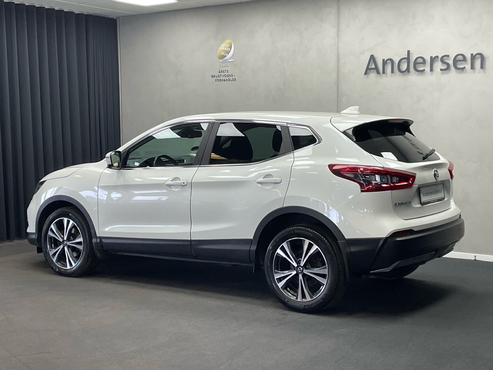 Hvid Nissan Qashqai fra 2020