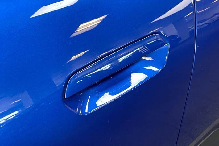 Blå Mini Aceman fra 2025