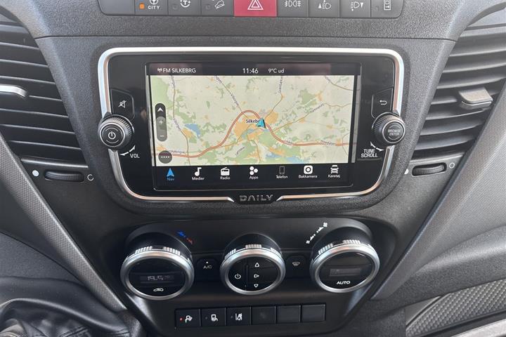 Sort Iveco Daily fra 2024