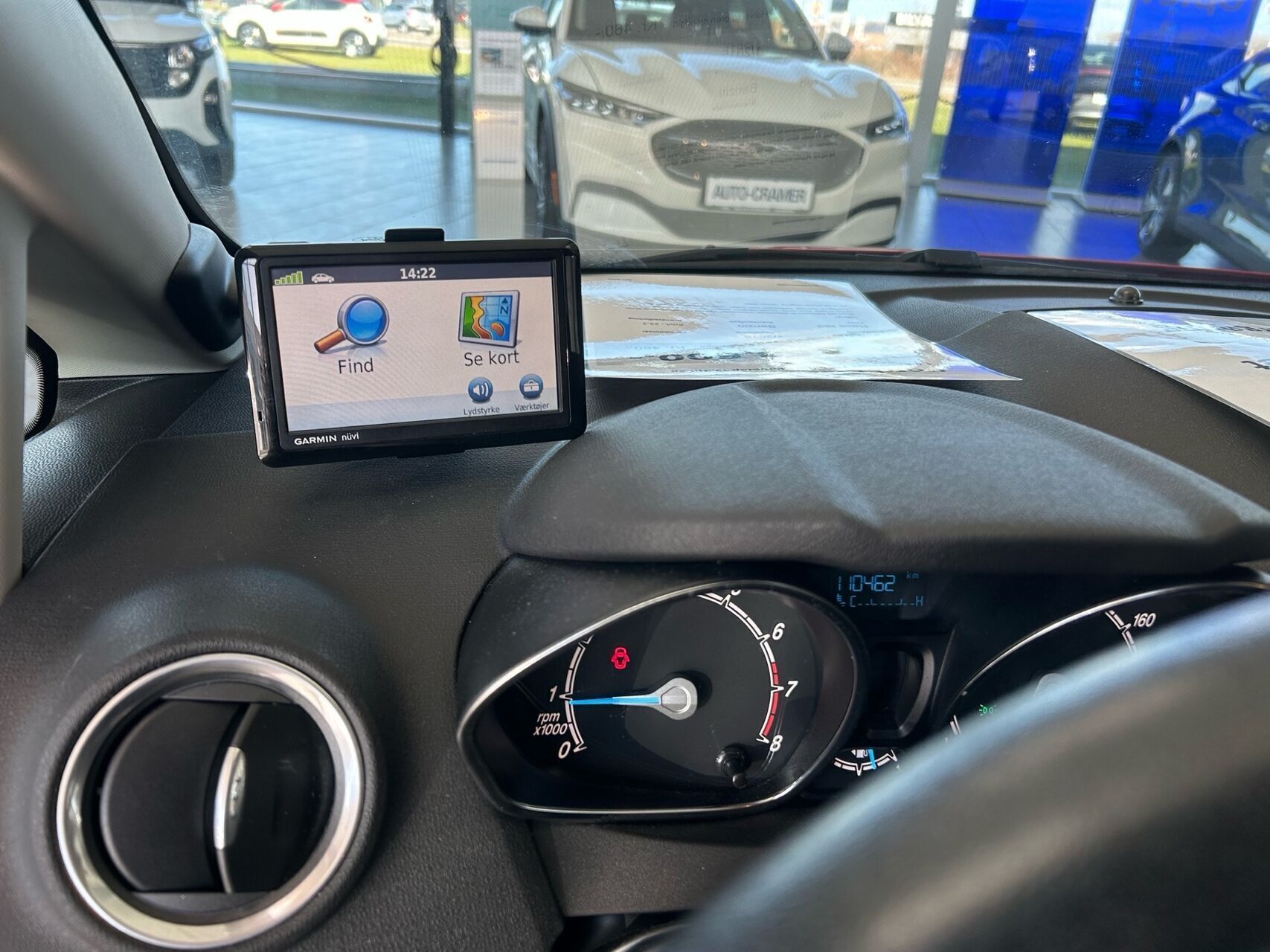 Rød Ford Fiesta fra 2015