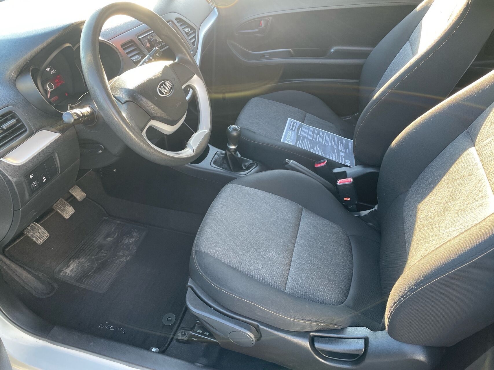 Hvid Kia Picanto fra 2014