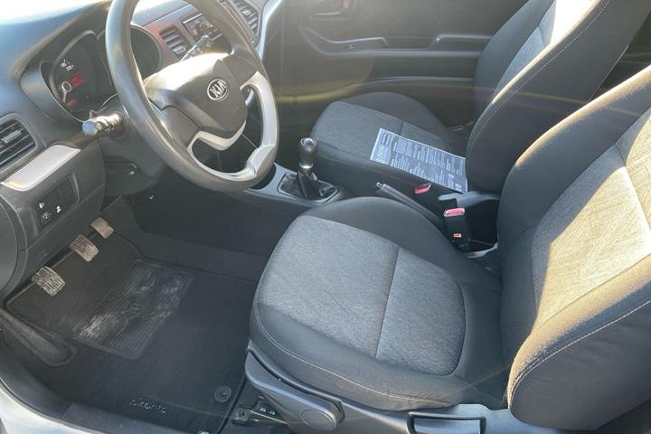 Hvid Kia Picanto fra 2014