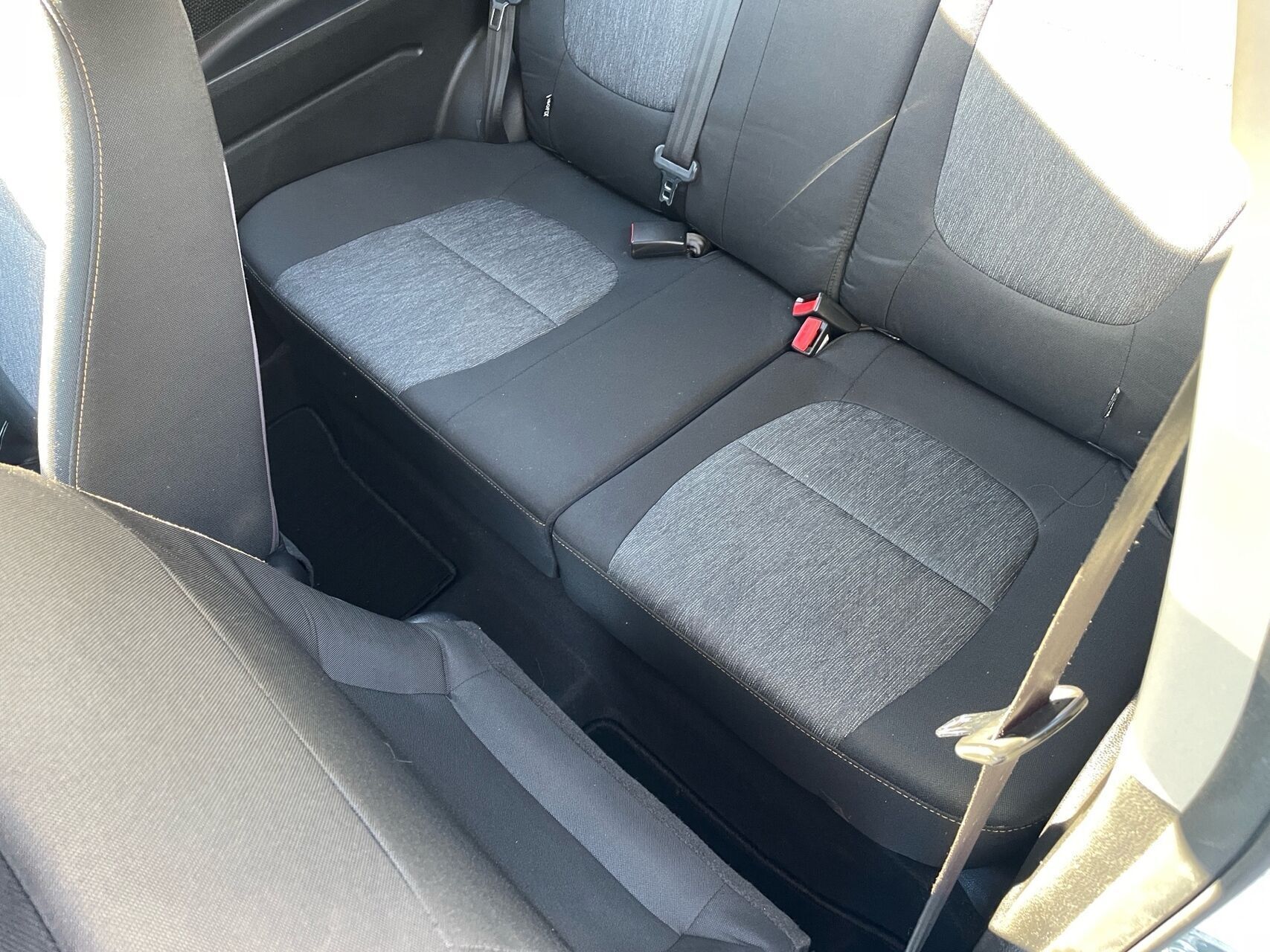 Hvid Kia Picanto fra 2014