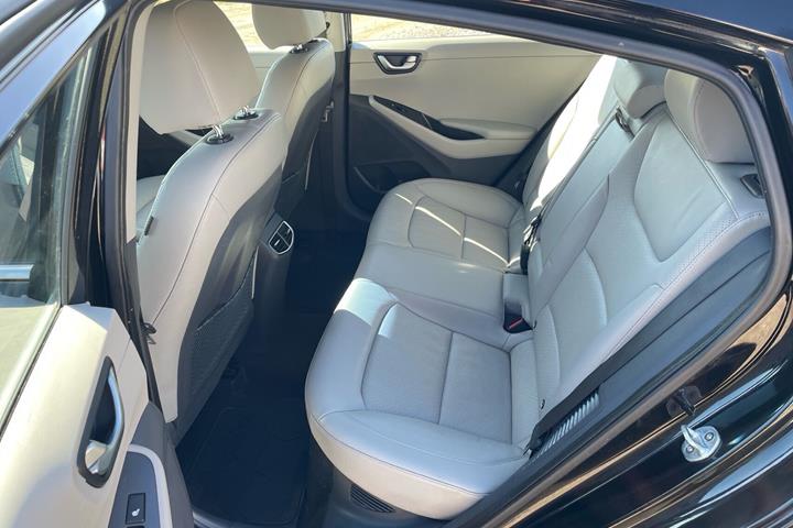 Sort Hyundai Ioniq fra 2019