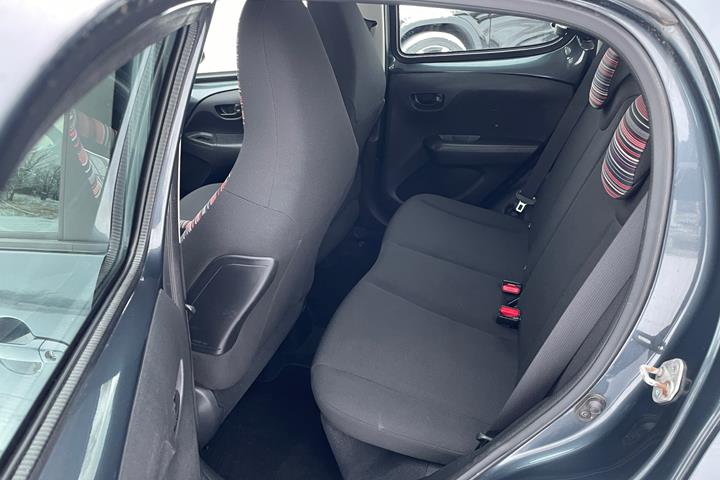 Grå Citroën C1 fra 2018