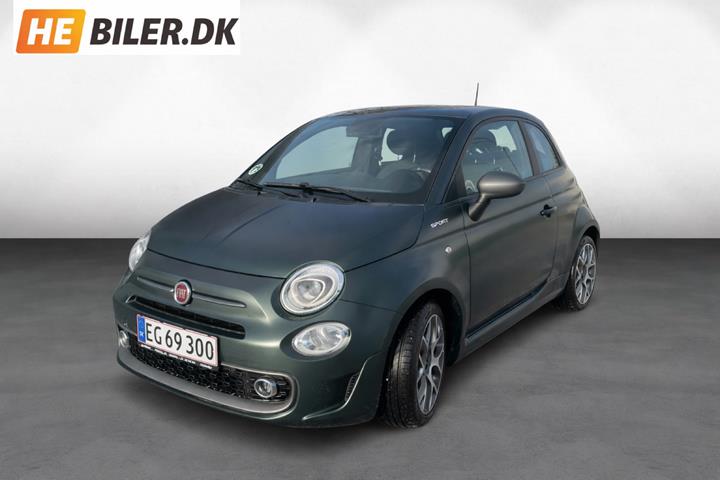 Grøn Fiat 500 fra 2021 set udefra