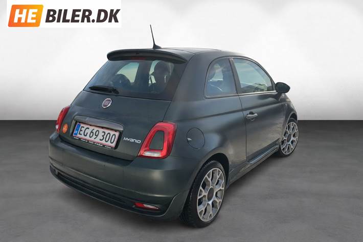 Grøn Fiat 500 fra 2021