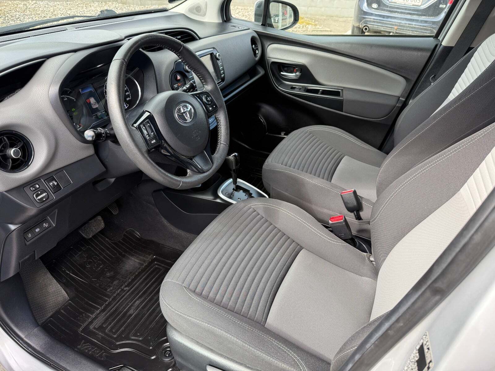 Toyota Yaris 1,5 Hybrid H2 e-CVT