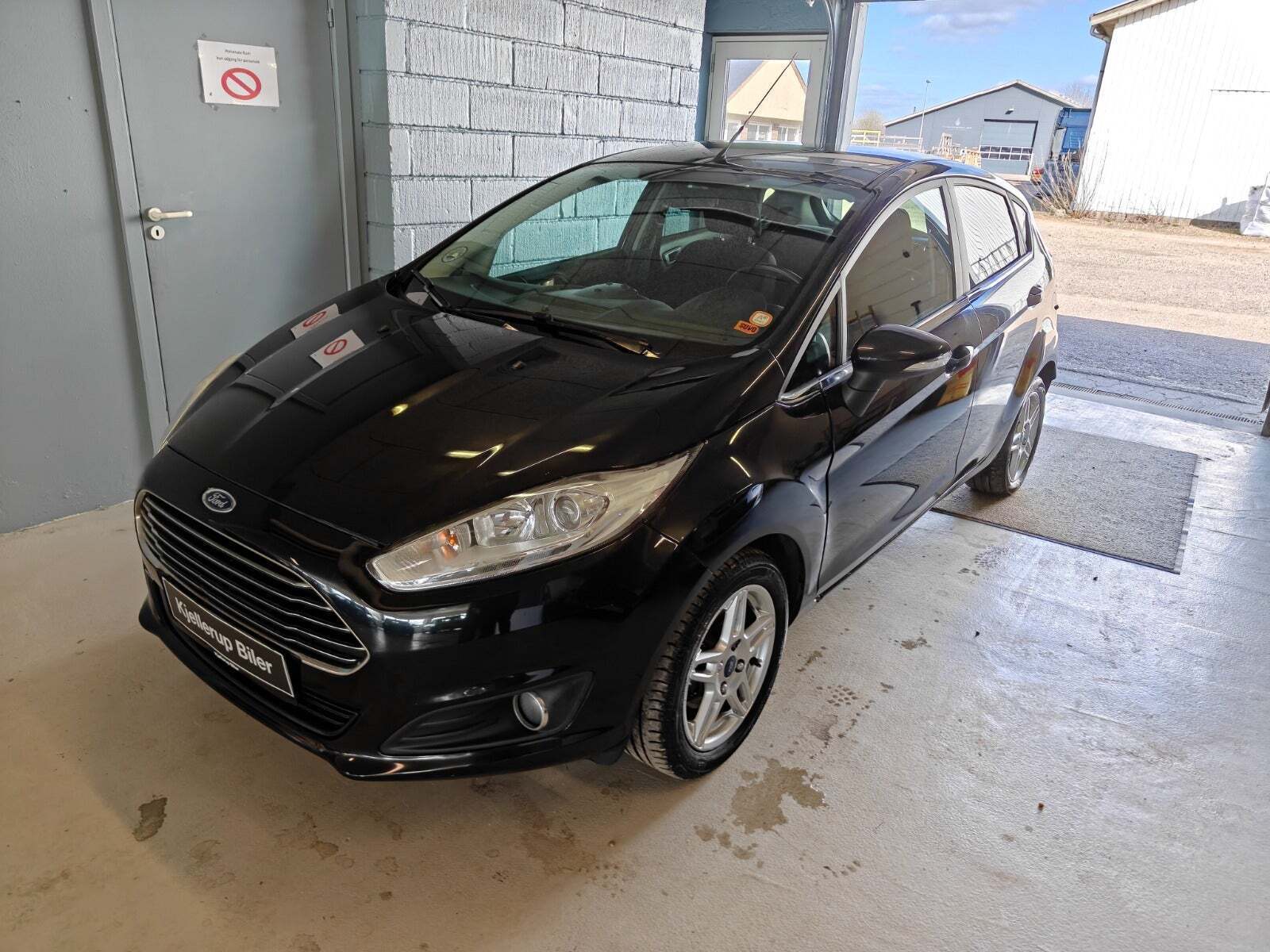 Ford Fiesta 1,0 SCTi 100 Titanium