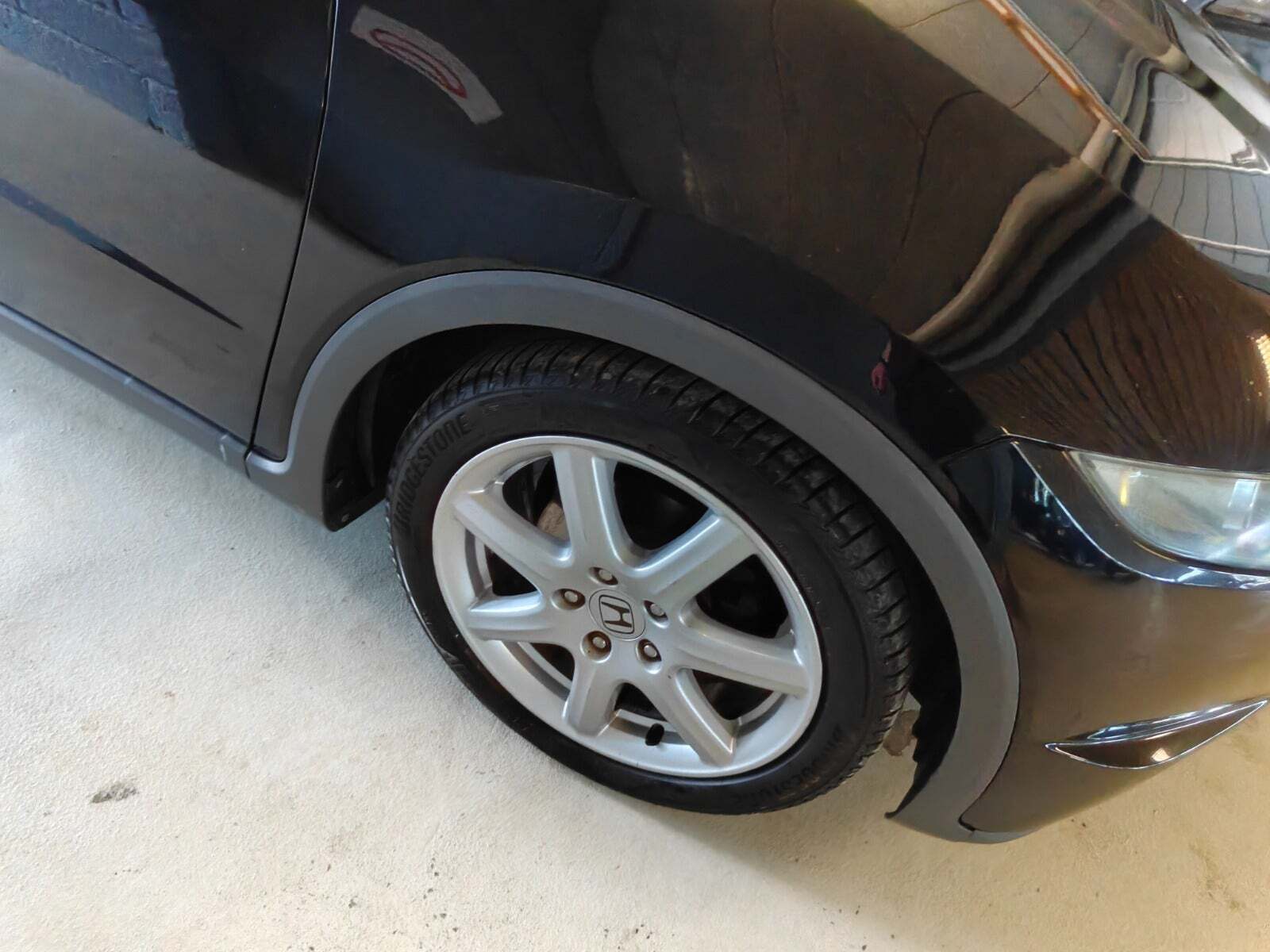 Honda Civic 1,8 Executive