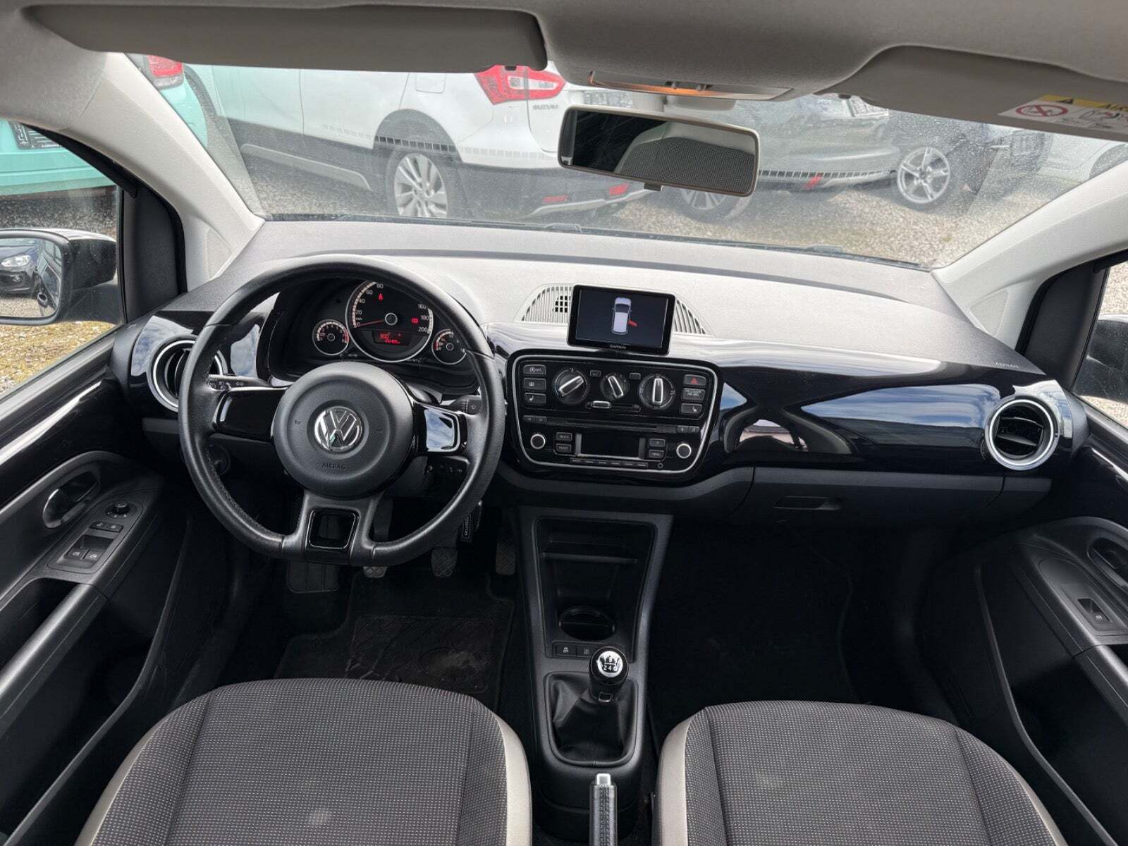 Sort VW UP! fra 2016