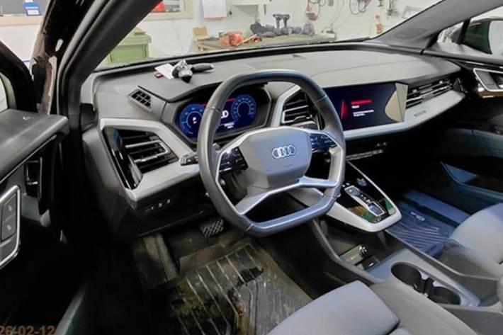 Sort Audi Q4 e-tron fra 2023