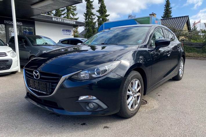 Sort Mazda 3 fra 2015