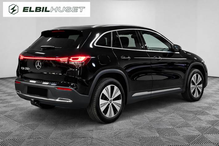 Sort Mercedes EQA250+ fra 2025