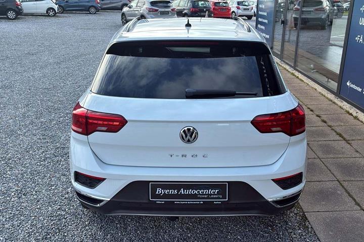 Hvid VW T-Roc fra 2018
