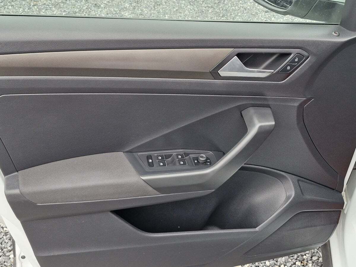 Hvid VW T-Roc fra 2018