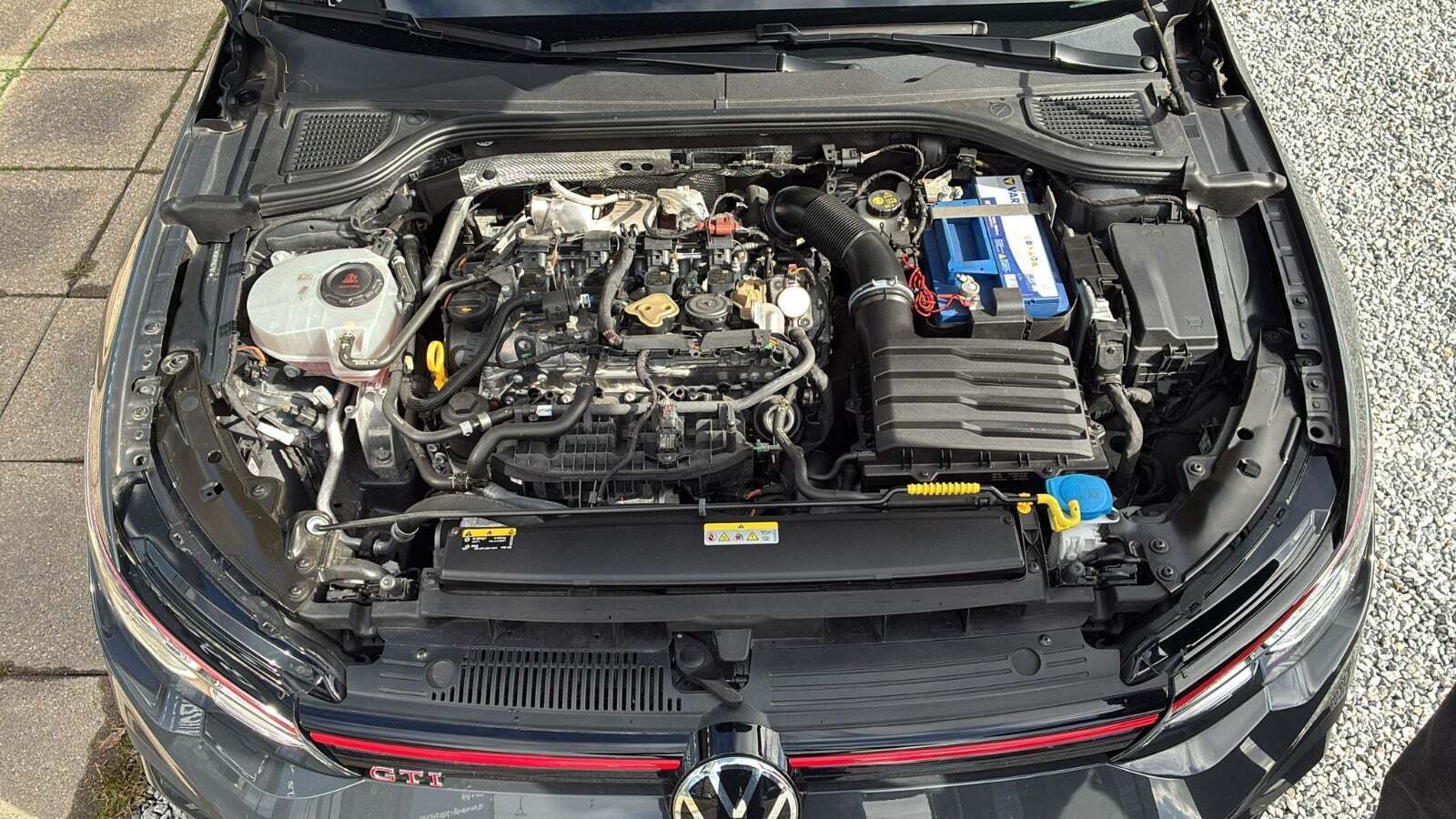 Gul VW Golf VIII fra 2021