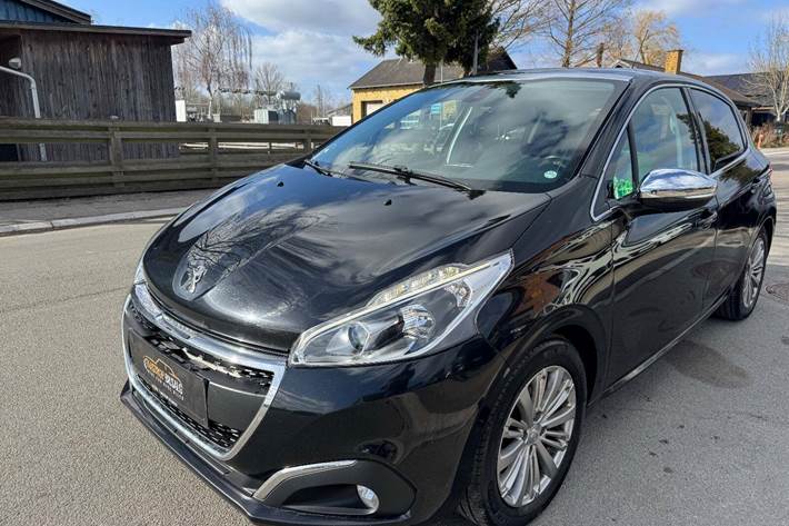 undefined Peugeot 208 fra 2017