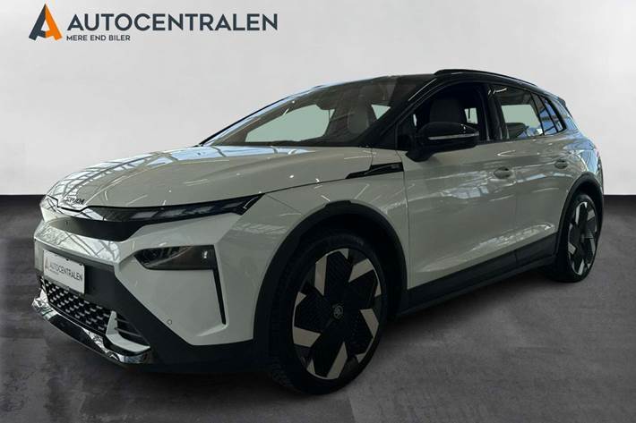 Sort Skoda Elroq fra 2025 set udefra