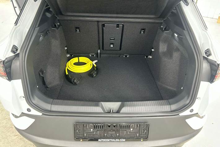 Hvid VW ID.4 fra 2025