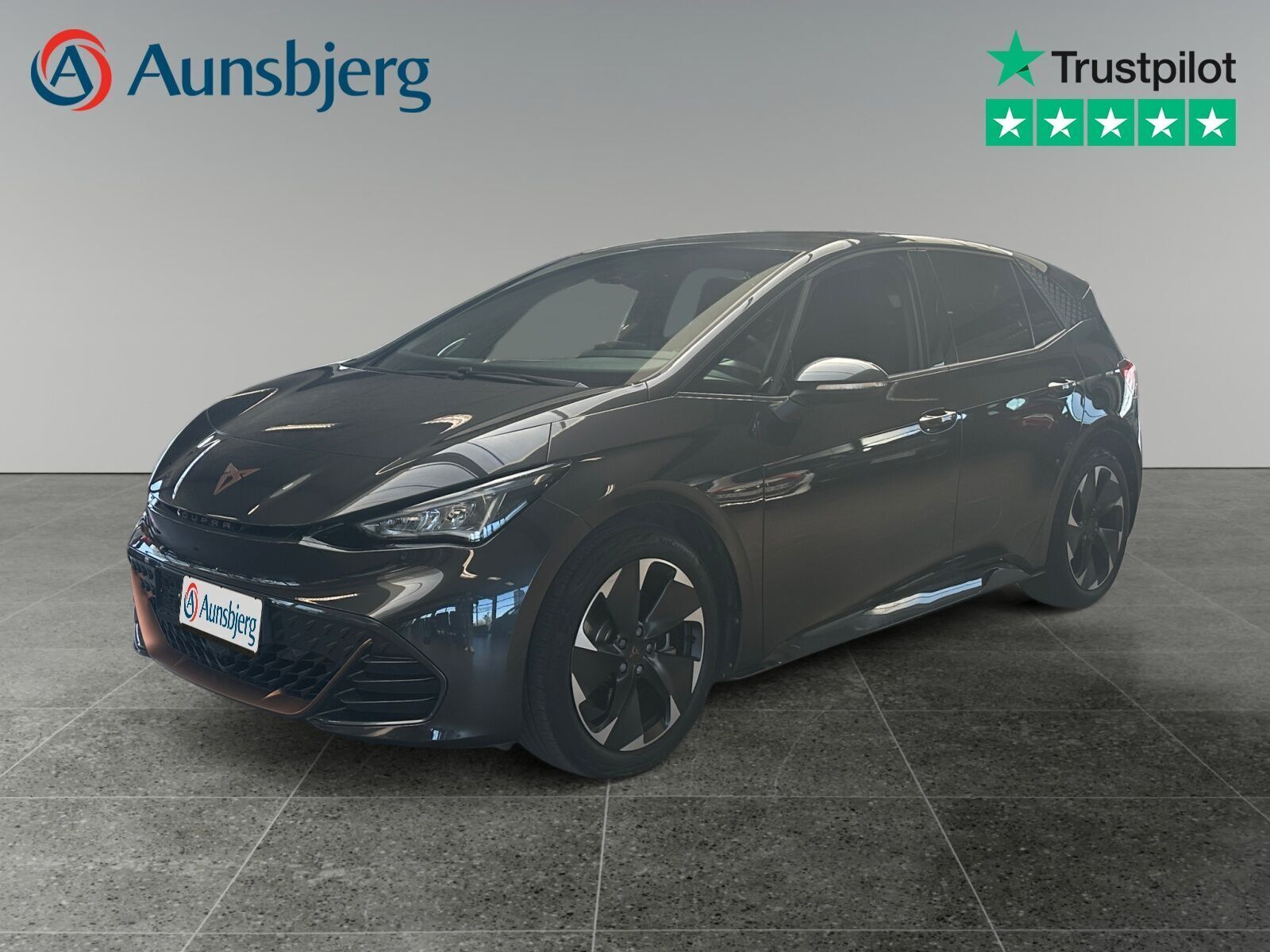 Grå Cupra Born fra 2023