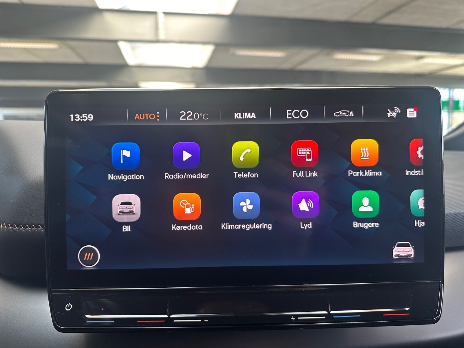 Grå Cupra Born fra 2023