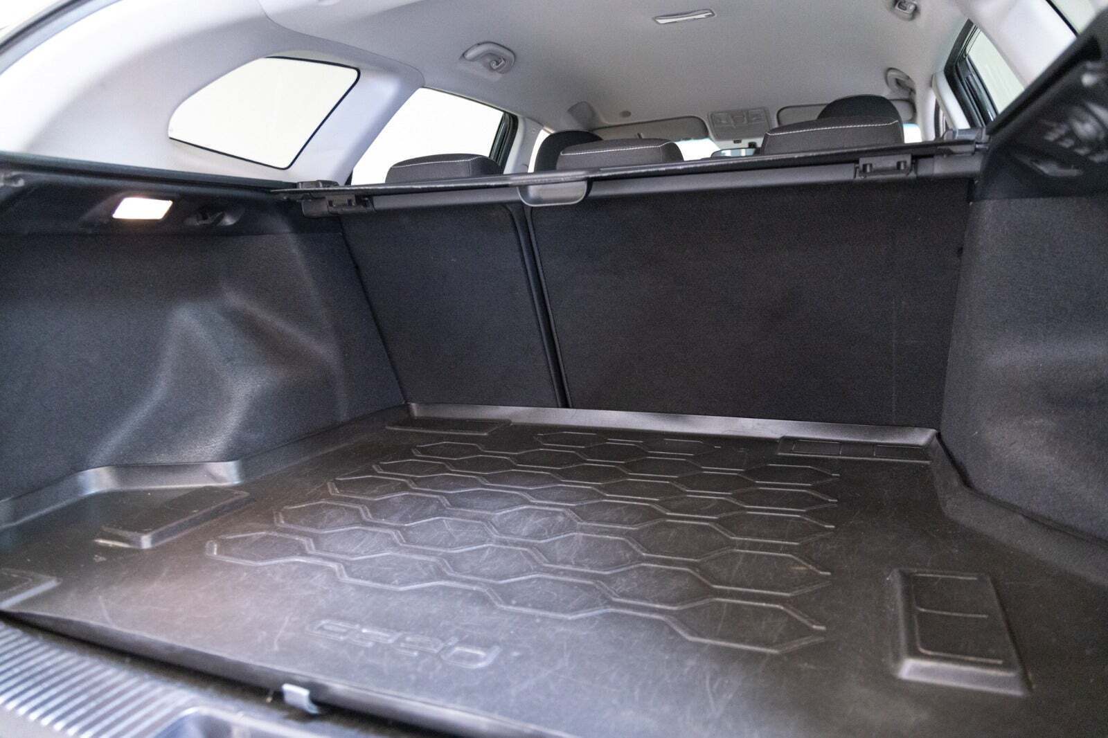 Kia Ceed 1,4 CVVT Attraction SW