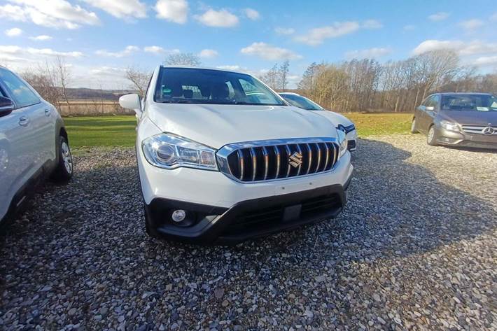 undefined Suzuki S-Cross fra 2016