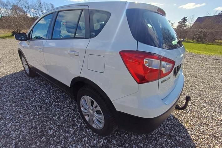 undefined Suzuki S-Cross fra 2017