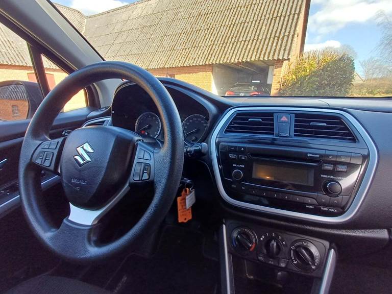 Suzuki S-Cross 1,0 Boosterjet Comfort