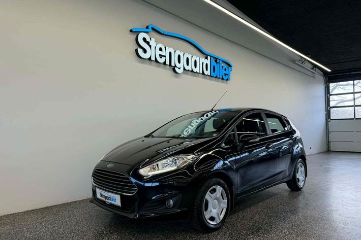 Sort Ford Fiesta fra 2014