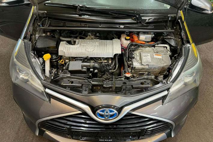 undefined Toyota Yaris fra 2015