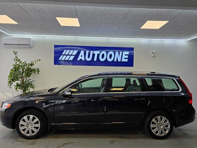 Volvo V70 2,0 Summum