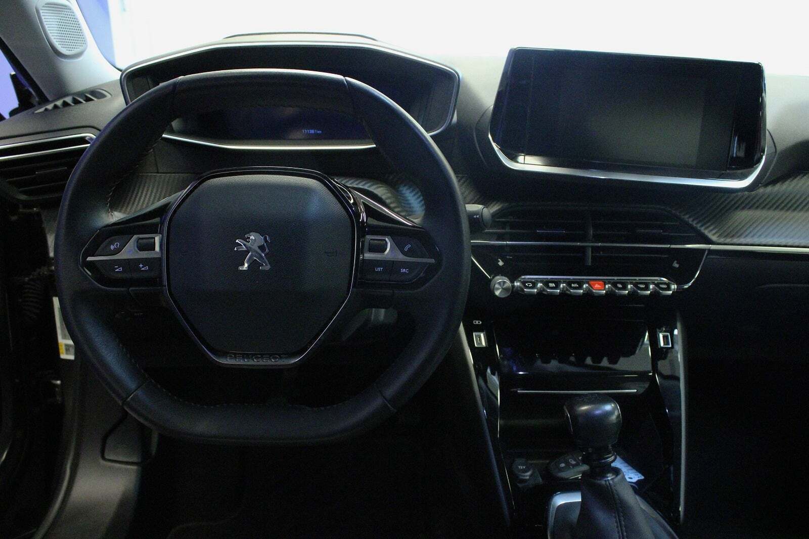 Peugeot 2008 1,2 PureTech 130 Platin Sport