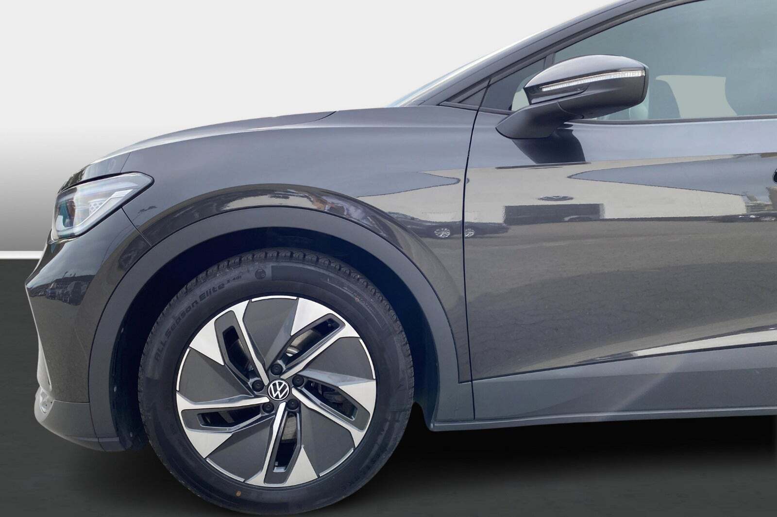 Grå VW ID.4 fra 2021