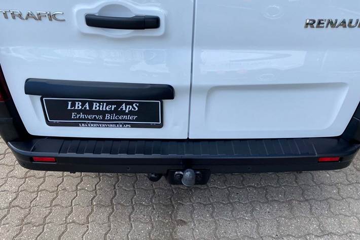 Hvid Renault Trafic T29 fra 2020