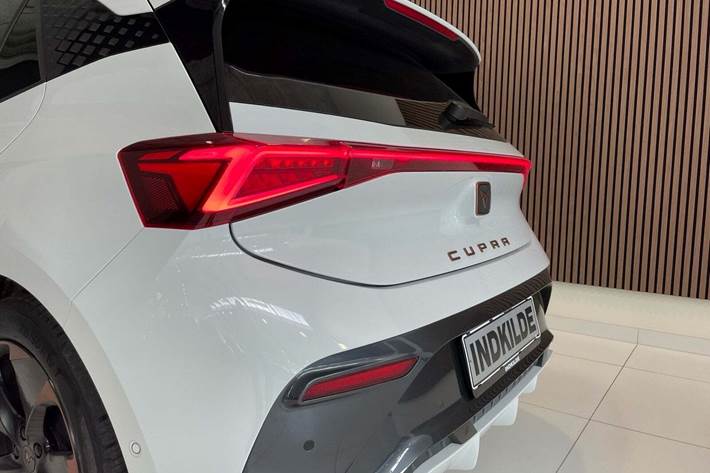 Hvid Cupra Born fra 2022