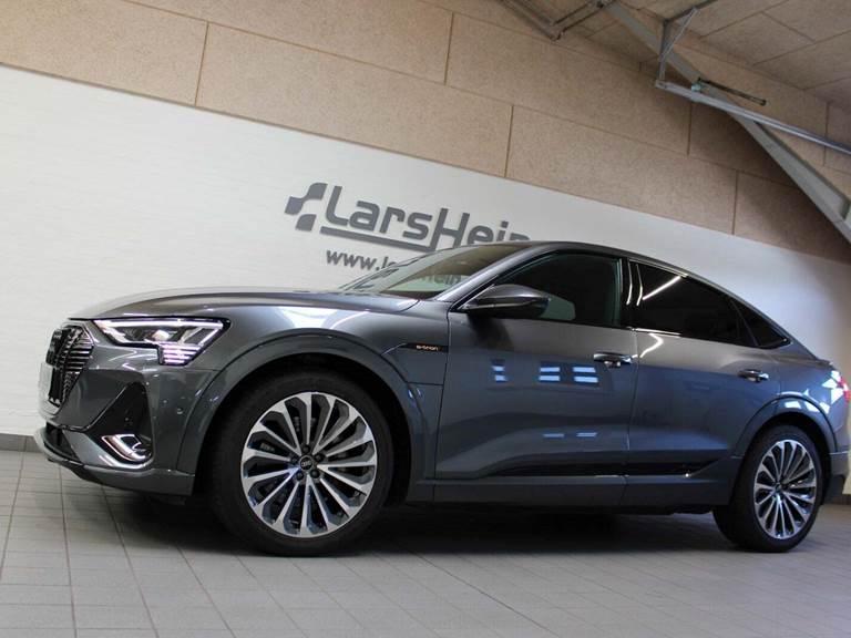 Audi e-tron 55 S-line Sportback quattro